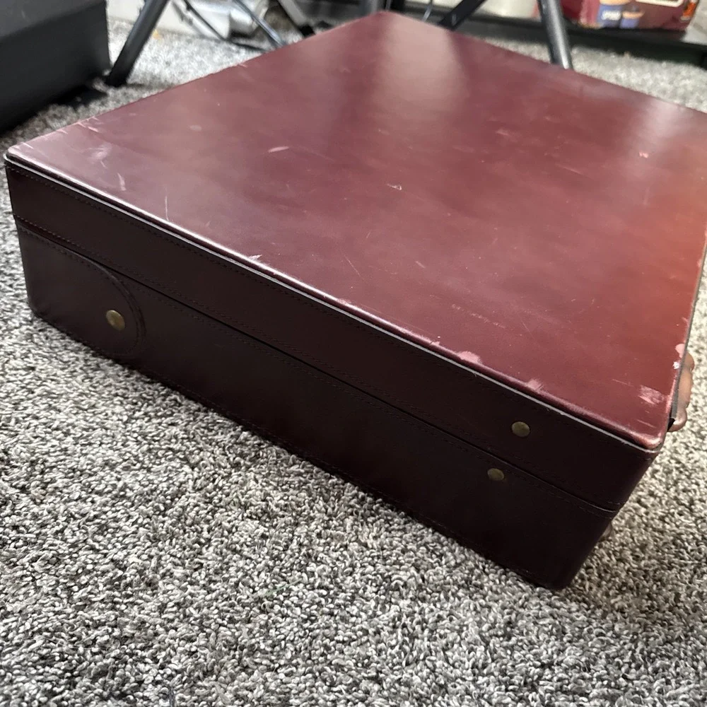 Hartmann Vintage Mens Attaché Briefcase Mahogany Bellting Leather